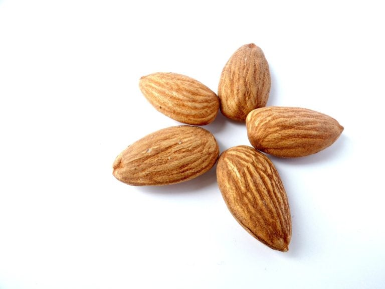 face masks for glowing skin-almonds