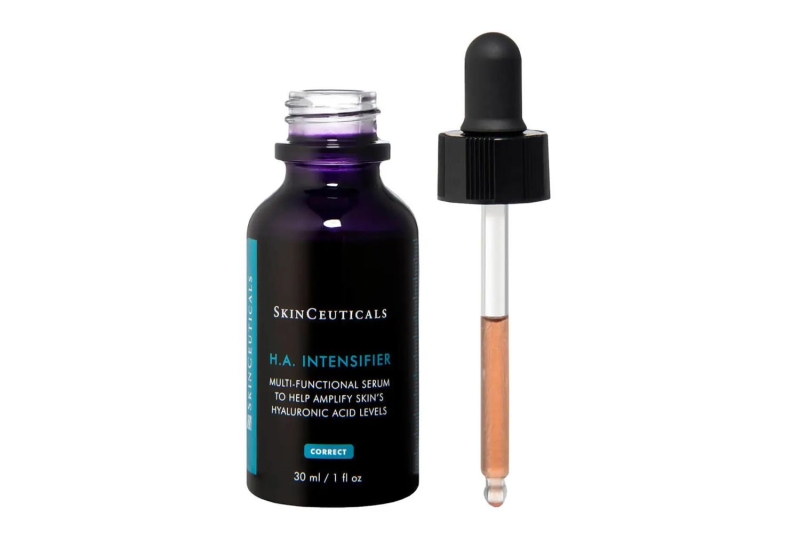 The 13 Best Hyaluronic Acid Serums That Quench Dry Skin, Tested by Byrdie