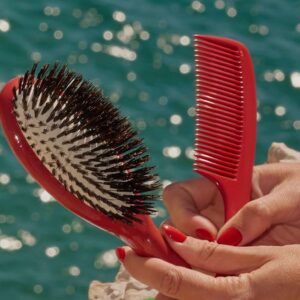 QQ: How Often Should I Be Washing My Hair Brush?